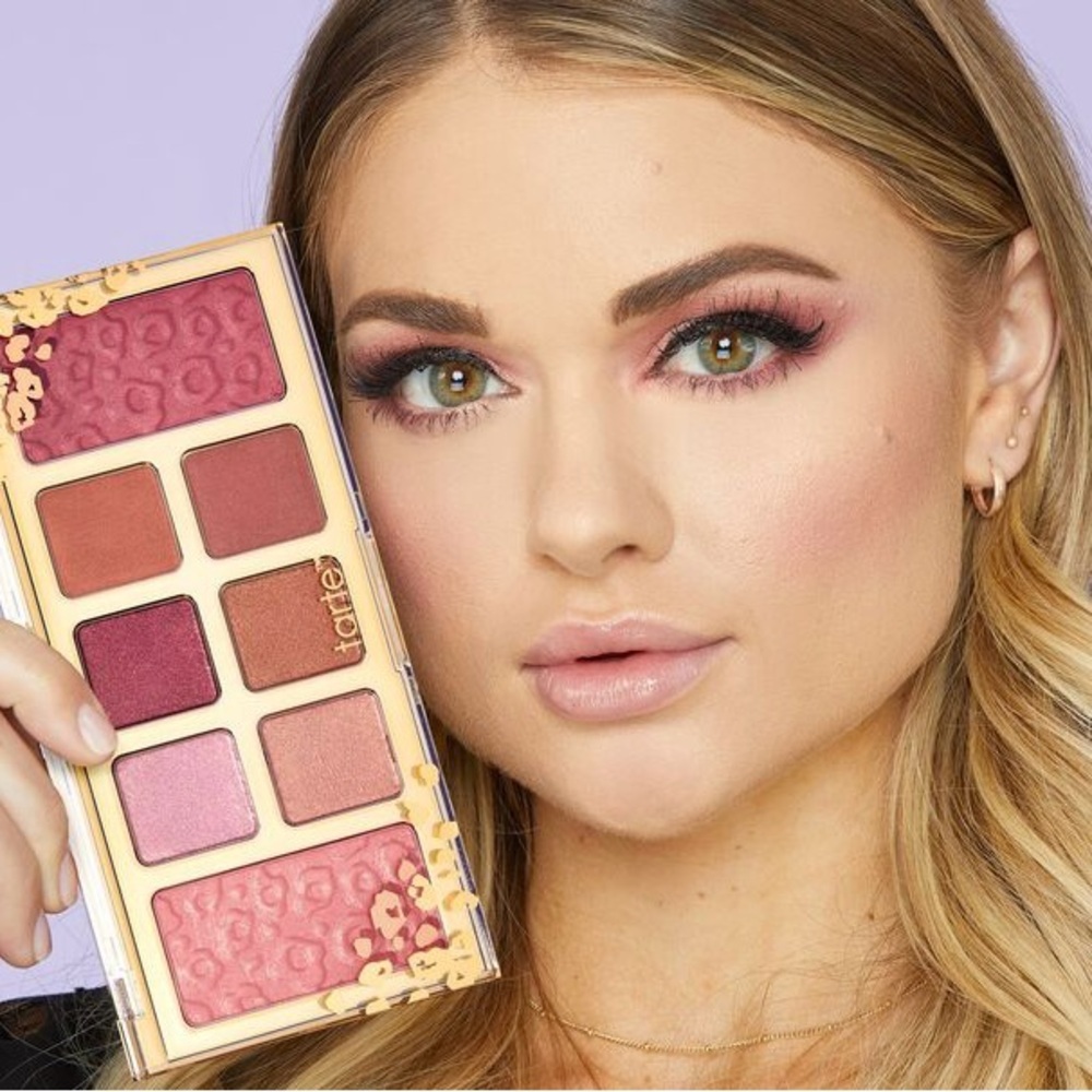 Tarte Maneater Guide To Glam Eye & Cheek Palette new in original packaging